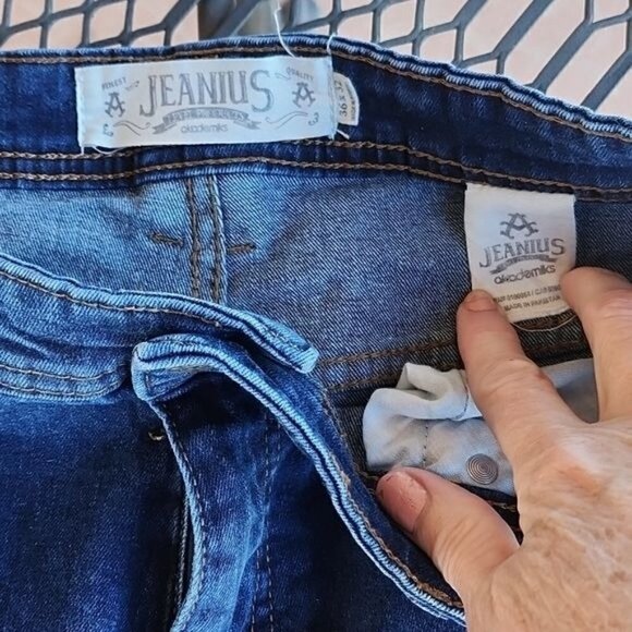 Akademiks Jeanius Distressed Sz. 36x32 Blue Jeans - Picture 5 of 13